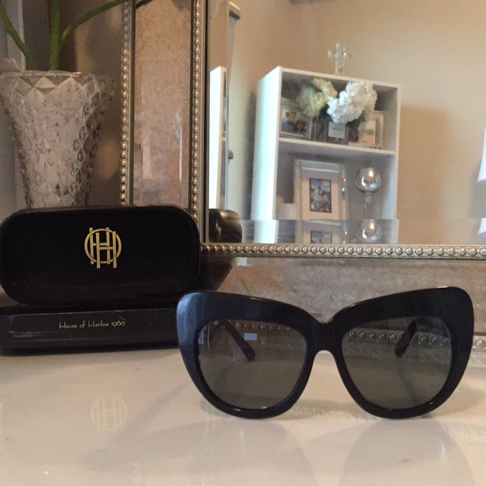House of Harlow Chelsea Sunglasses